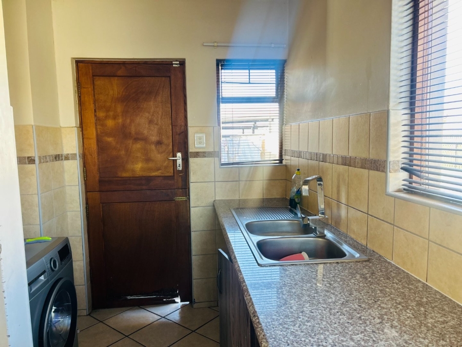 3 Bedroom Property for Sale in Hillside Free State